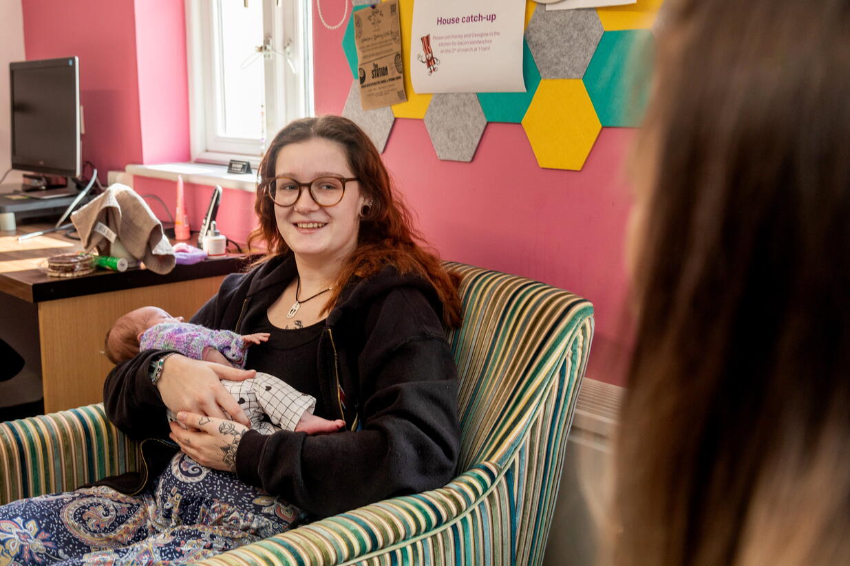 Ava and her daughter Winnie at a LiveWest adults and families support scheme.