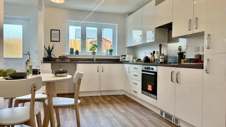 362 Kitchen