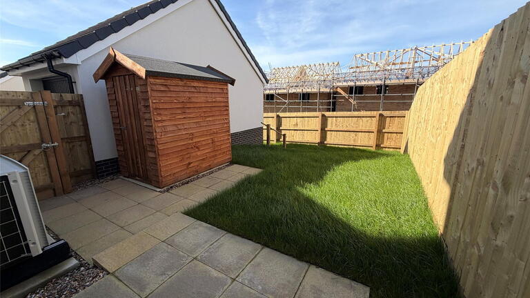 Plot 110 garden 