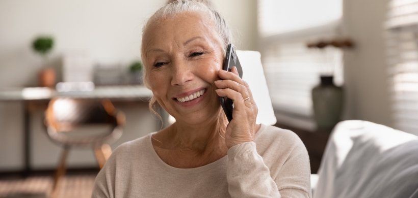 Lady speaking on the phone. 