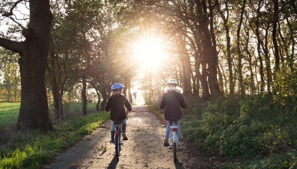 children cycling