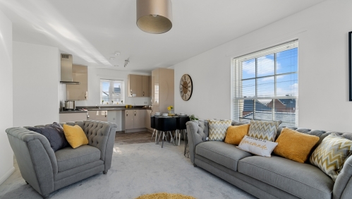 Sherford Bovis Apartment